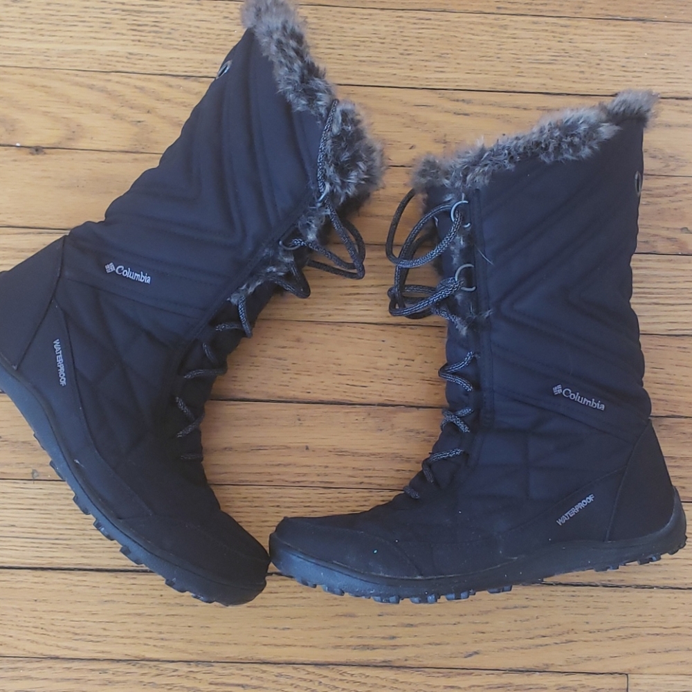 Columbia Omni Heat Mid Rise Boot